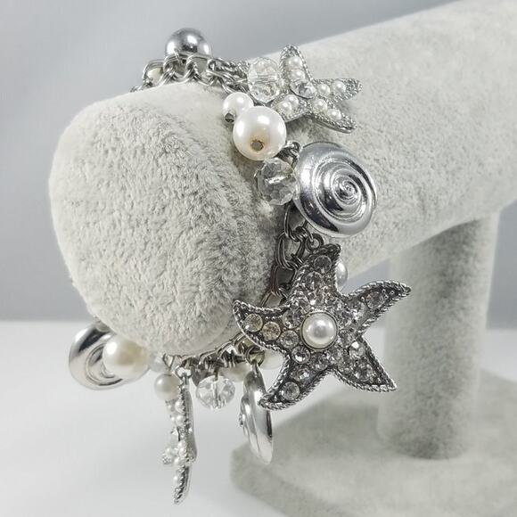 Starfish Ocean Sea Life Rhinestone Faux Pearl Charm Bracelet, 8 1/2 Inches - Picture 3 of 7